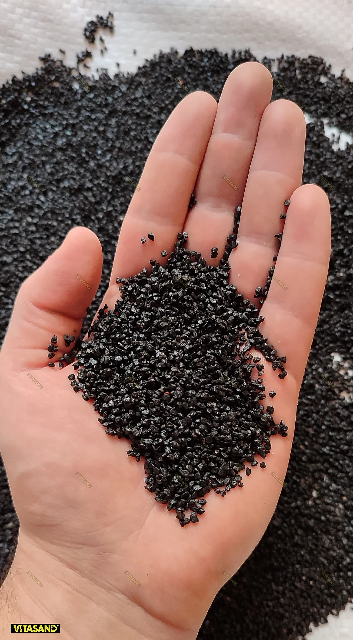 Siyah Demir Mineral